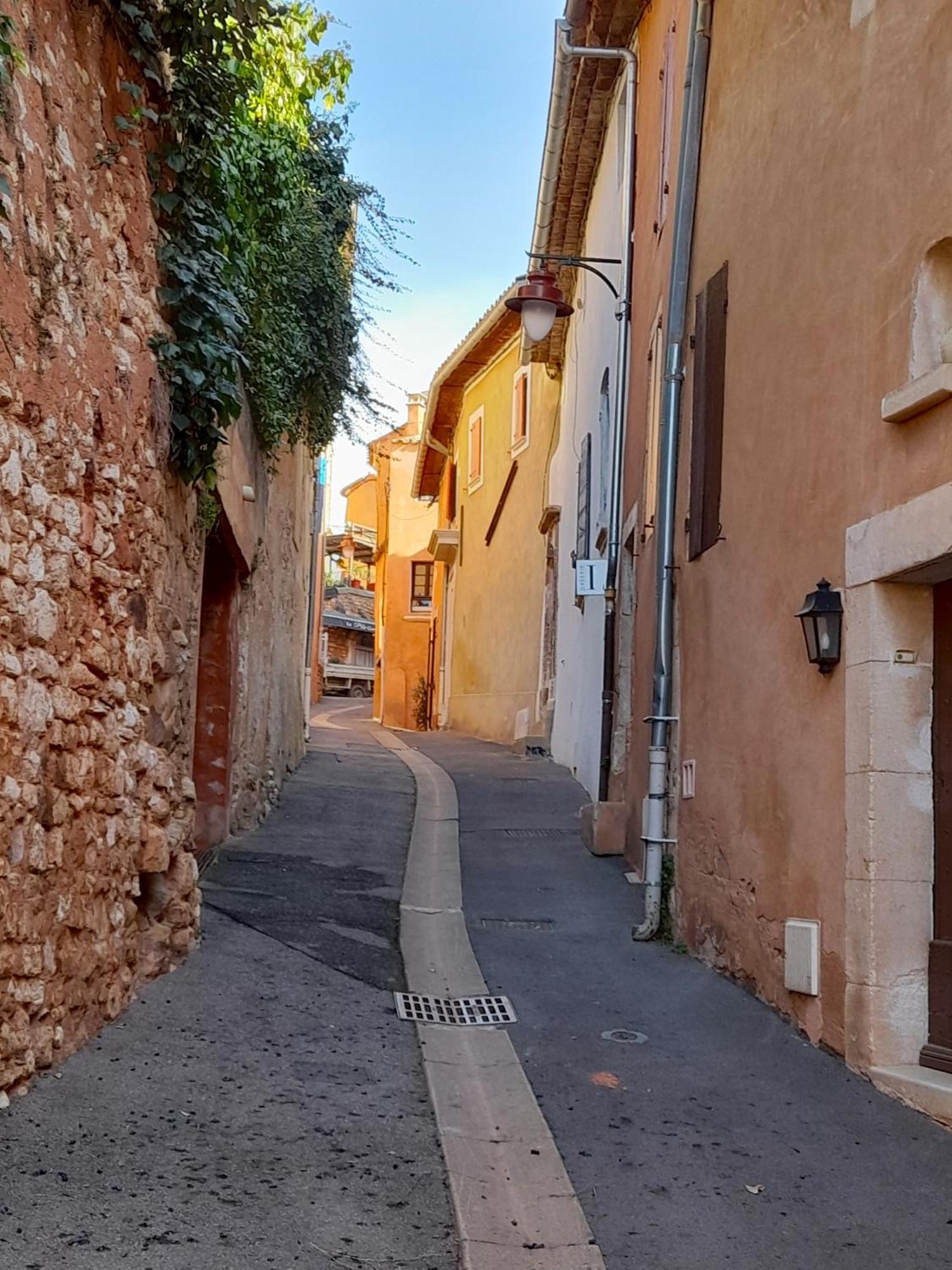 La Cachette Centre Village Roussillon en Isere Extérieur photo